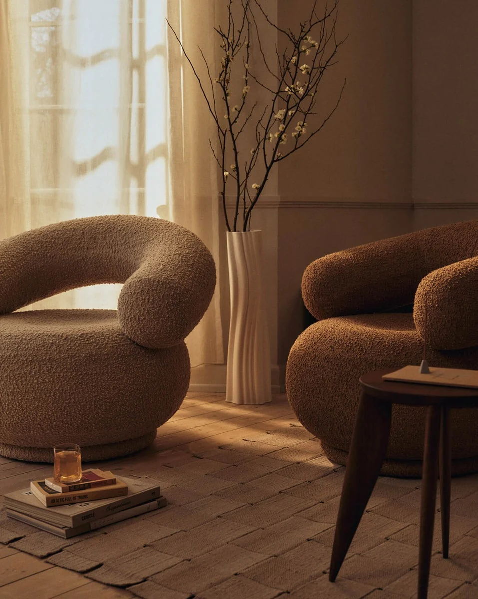 Природні форми й теплі фактури в матеріалах Ferm Living Spring Summer 2026.
