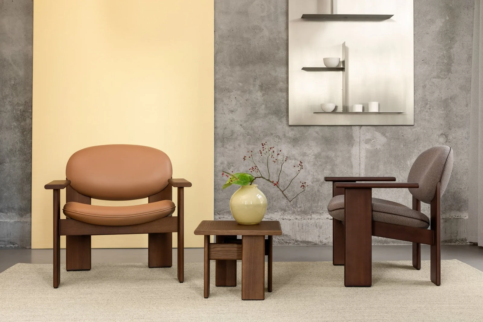 Archipen Lounge Chair та столики в інтер’єрній композиції NOOM; предметне фото, а не репортаж із Clerkenwell Design Week.